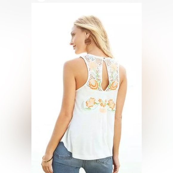 Free People Size M Flower Power Crochet Embroidered Floral Tank Top in White - Picture 6 of 6